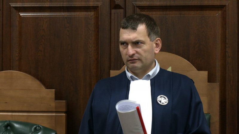 "Я дійсно бронював, щоб зберегти команду": гендиректору ФК "Чернігів" Миколі Синиці обрали запобіжний захід