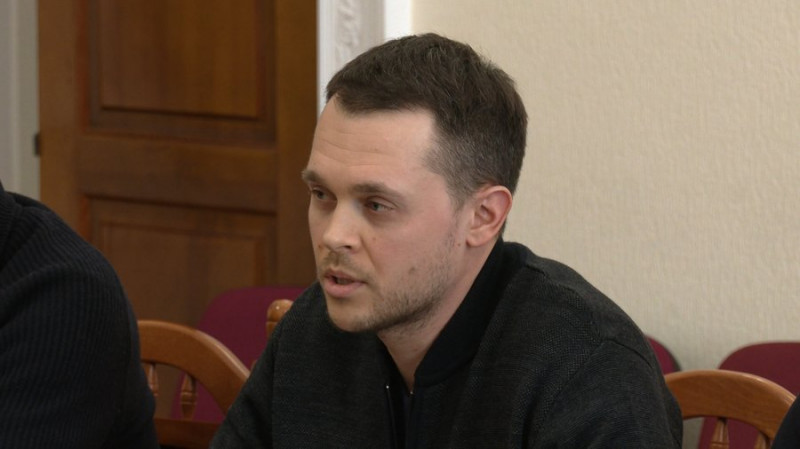 Позачергова сесія Чернігівської міськради: які питання розглядатимуть й депутати яких фракцій планують бути на засіданні