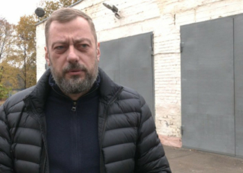 Три громади Чернігівщини отримали нові спеціалізовані автобуси для підвозу школярів Три громади Чернігівщини отримали нові спеціалізовані автобуси для підвозу школярів