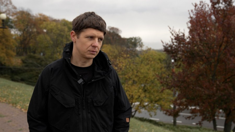 Зробив пропозицію, а за 9 днів загинув: у Чернігові попрощалися з військовослужбовцем Олександром Урванцевим