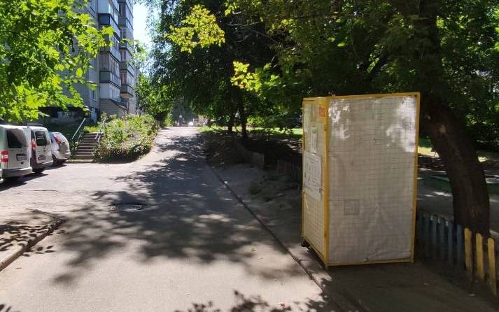 Демонтують ще 51 незаконну тимчасову споруду та два металеві гаражі