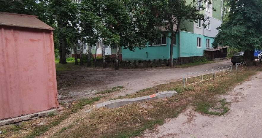 Демонтують ще 51 незаконну тимчасову споруду та два металеві гаражі