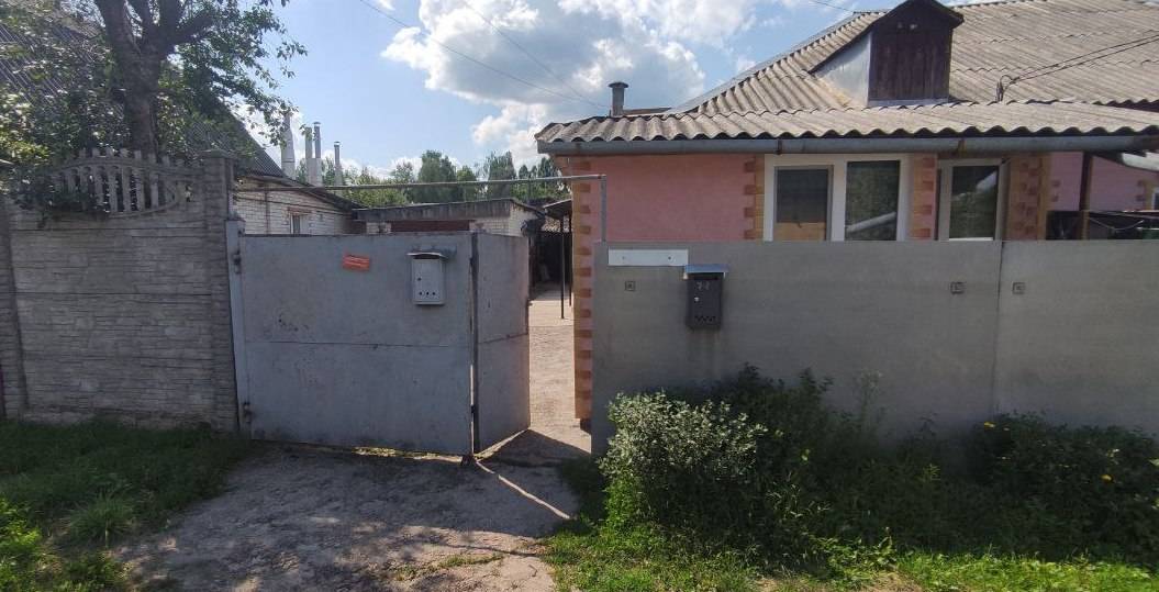Демонтують ще 51 незаконну тимчасову споруду та два металеві гаражі