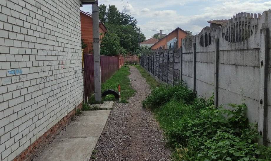 Демонтують ще 51 незаконну тимчасову споруду та два металеві гаражі