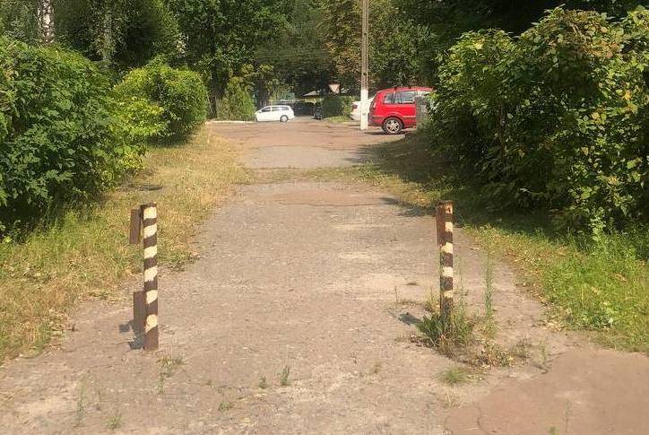 Демонтують ще 51 незаконну тимчасову споруду та два металеві гаражі