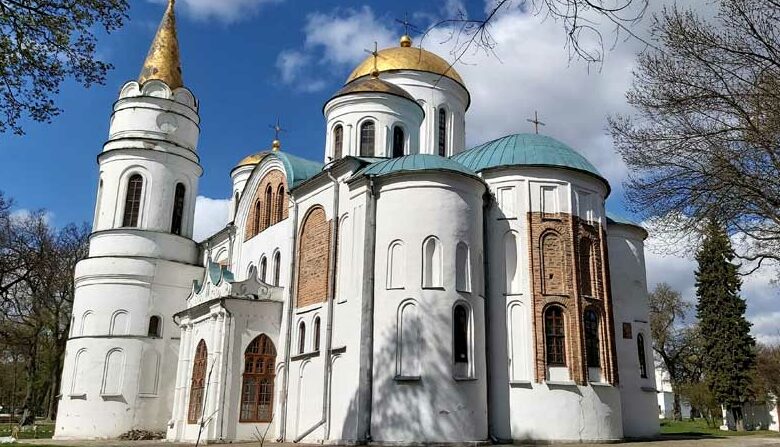 Майже півтора мільйона гривень витратять на дослідження проблем Спаського собору в Чернігові