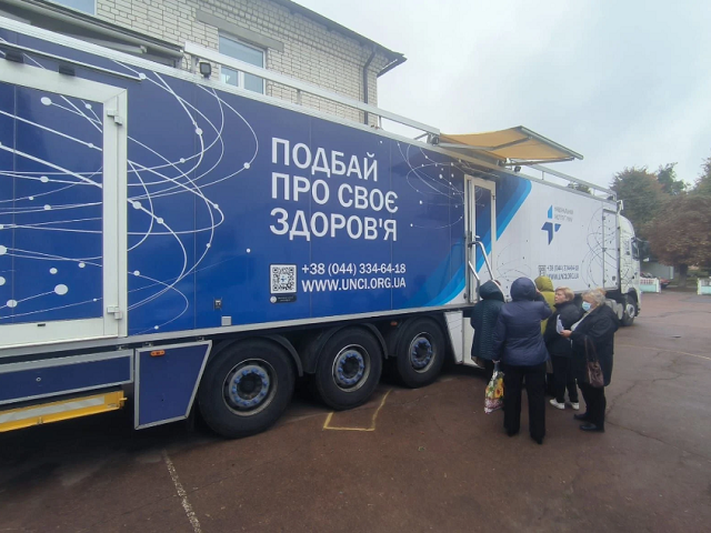 На Чернігівщині МОЗ тестує нову міжрегіональну модель мобільної медичної допомоги (Фото)