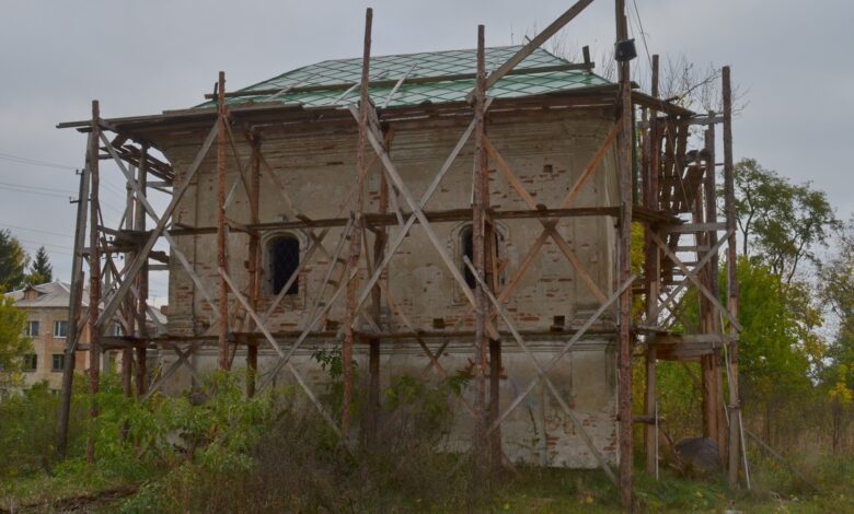 На Чернігівщині відроджують старовинну козацьку садибу (Фото)