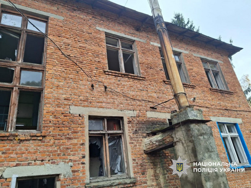 У поліції показали наслідки російської повітряної атаки на Чернігівщину (Фото)