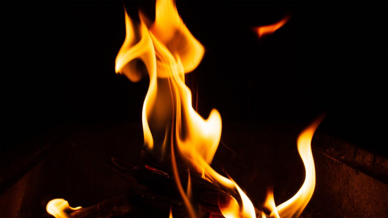 Четвертий інцидент за п'ять місяців: невідомі підірвали вибухівку біля бару La Opera у Чернігові