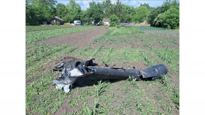 "Цінність двигуна не вартує вашого життя": вибухотехнік поліції Чернігівщини про небезпеку нерозірваних дронів