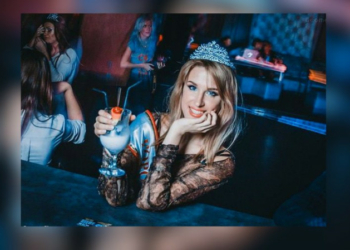 "З дитинства знала, що буду моделлю": Валерія Молибога про моделінг у Чернігові, світову співпрацю, росіянок на подіумі «З дитинства знала, що буду моделлю»: Валерія Молибога про моделінг у Чернігові, світову співпрацю, росіянок на подіумі