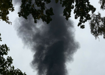 Росіяни поцілили у Ніжині по іноземному аграрному підприємству: пошкоджені баки з добривом Росіяни поцілили у Ніжині по іноземному аграрному підприємству: пошкоджені баки з добривом