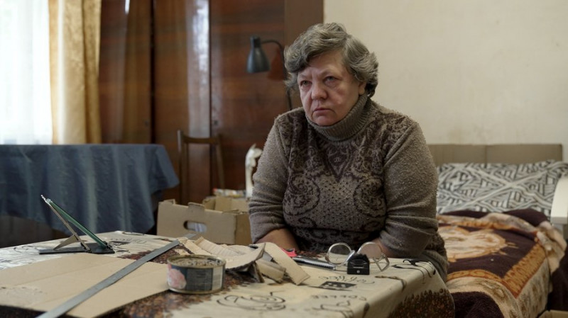 Буржуйки для військових із використаних "Ураганів": як волонтерить подружжя із Чернігівщини