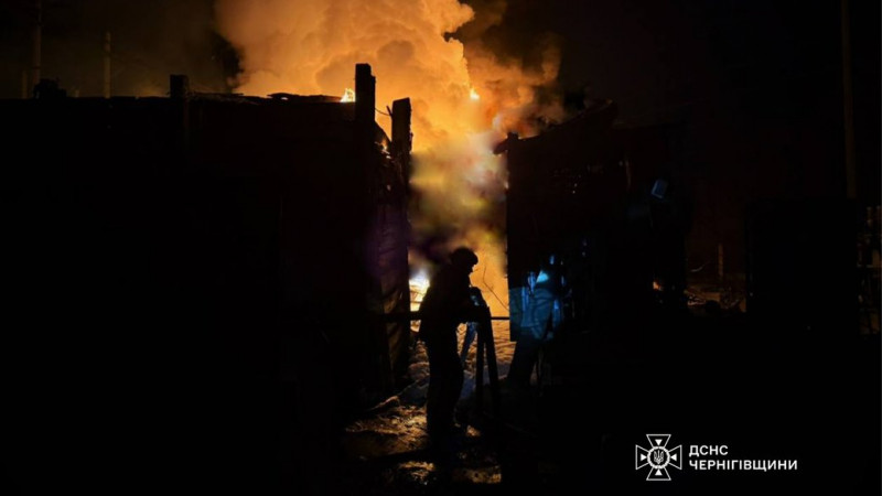 Росіяни безпілотниками "Герань" атакували енергооб'єкт у прикордонній громаді Чернігівського району