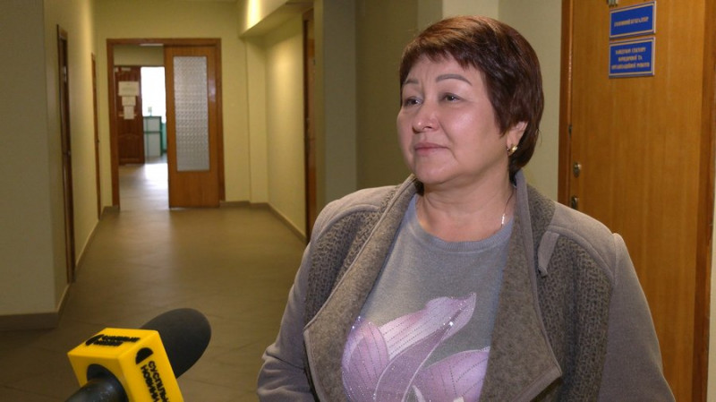 Через будівництво на вулиці Єськова у Чернігові провалилась частина парковки біля сусіднього будинку