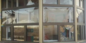 Жінка зазнала контузії: РФ завдала удару БпЛА типу «Ланцет» по об’єкту цивільної інфраструктури у Новгороді-Сіверському