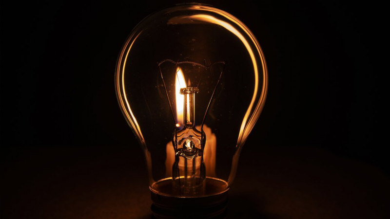 Енергетики попереджають про ймовірність зниження напруги через атаку на енергооб'єкт в Чернігівському районі