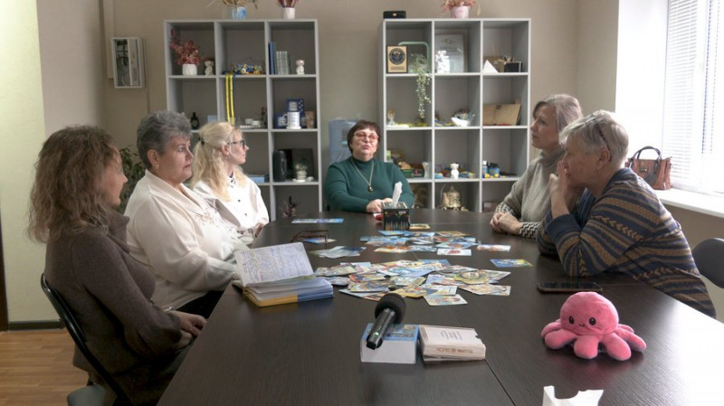 "Я впала в прірву — ця група витягнула": у Чернігові допомагають родинам полонених, безвісти зниклих та загиблих бійців