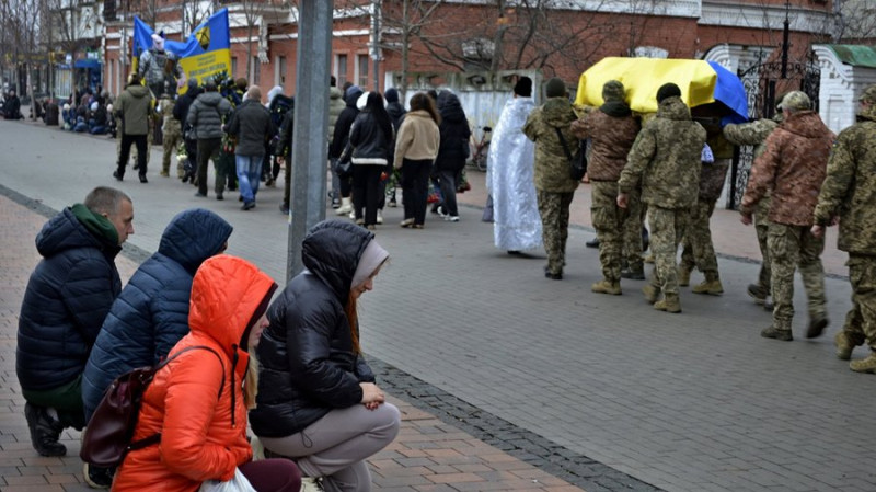 На Чернігівщині попрощалися з загиблими захисниками Станіславом Колесником та Олександром Поповим
