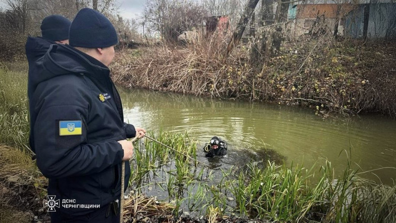 Був у Старому Білоусі поблизу Чернігова, відтоді зв'язок з ним обірвався: тривають пошуки 17-річного Ростислава Полєхіна