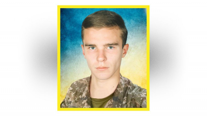 Поховали військових Миколу Петренка, Валерія Сака, Михайла Асташенкова та Сергія Чучвагу з Чернігівщини