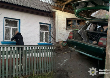 Пошкоджені будинки та транспорт: російські БпЛА атакували Корюківський район на Чернігівщині