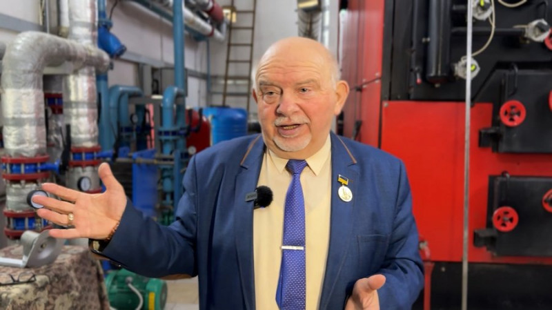 У Прилуках на території педколеджу є котельня, яка працює на агровідходах: чому не можуть опалювати сусідні заклади