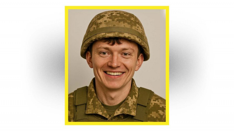 На Чернігівщині попрощалися з захисниками України Денисом Гончаровим, Олександром Омельченком та Дмитром Шаріком