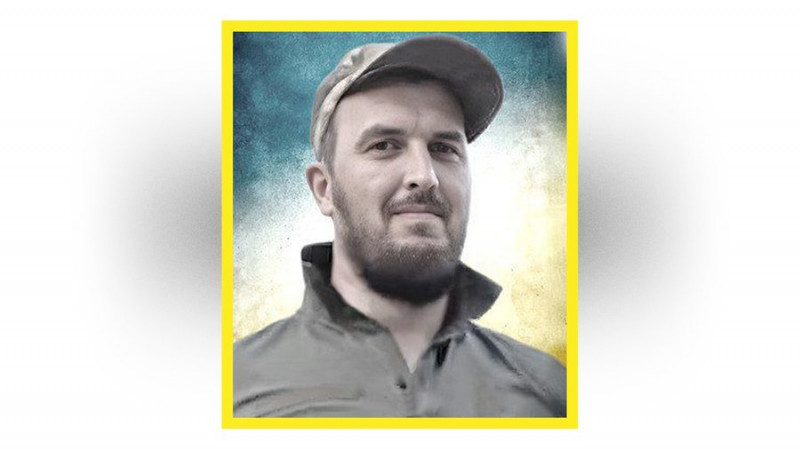 На Чернігівщині попрощалися з чотирма захисниками України, одному з них назавжди залишилось 18