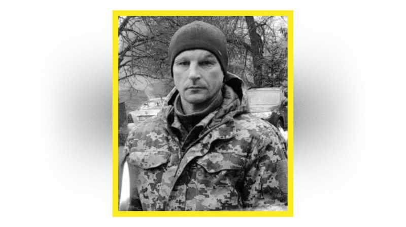 На Чернігівщині попрощалися з трьома загиблими військовими: Віктором Устименком, Андрієм Шилом і Сергієм Сатіним