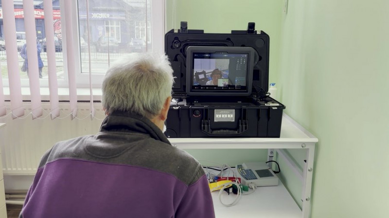 Обстеження фахівці можуть провести дистанційно: на Чернігівщині запрацювала телемедицина