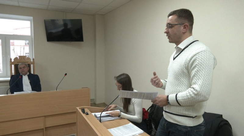 У Чернігові прокурор вимагає повернути до державної власності землю біля Стрижня, яку почали забудовувати