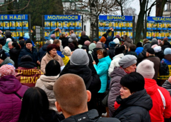 У Ніжині на Чернігівщині відкрили Алею Надії з портретами земляків, які зникли безвісти