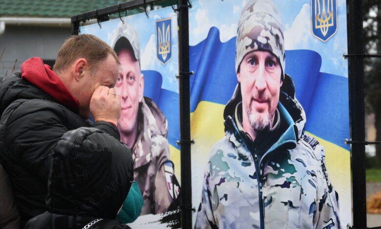 Алея Пам’яті в Коропі поповнилася новими портретами Героїв