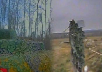 Знищили засоби зв’язку, техніку, укриття та піхоту росіян: прикордонники показали, як працюють на Чернігівщині Знищили засоби зв’язку, техніку, укриття та піхоту росіян: прикордонники показали, як працюють на Чернігівщині