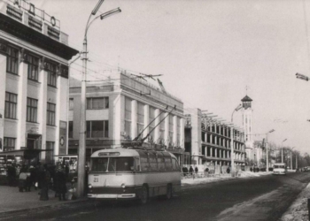 Чернігів відзначає 61 рік із моменту запуску тролейбусів Чернігів відзначає 61 рік із моменту запуску тролейбусів