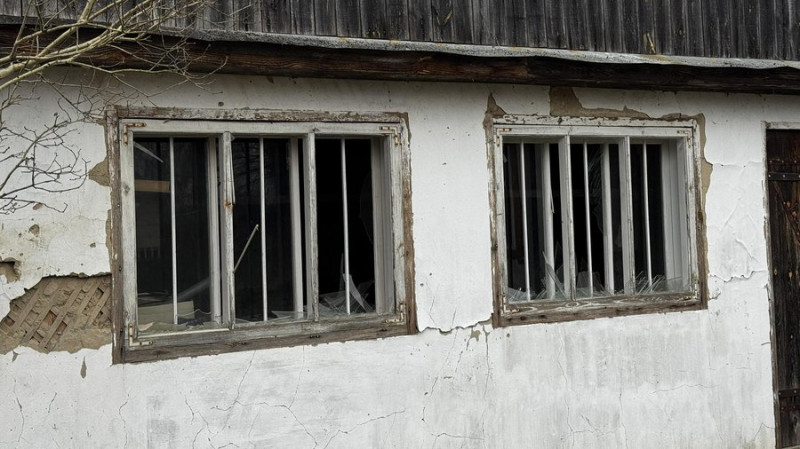 Армія РФ атакувала цивільну інфраструктуру у Новгороді-Сіверському на прикордонні Чернігівщини