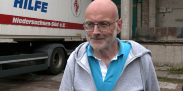 17-та поїздка до Чернігова за два з половиною роки: волонтер із Німеччини привіз ліжка для дитячої лікарні