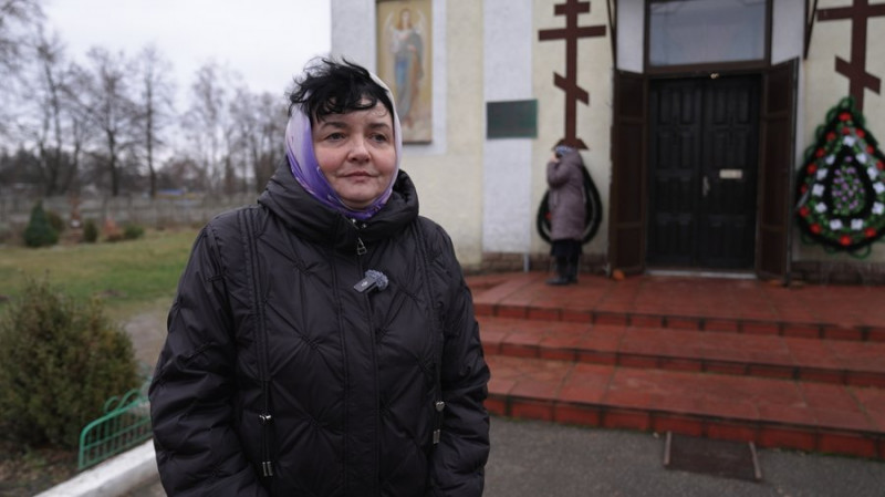 "Злочин проти українства": у Городні попрощалися із вчителькою та її подругою, які загинули від атаки російських БпЛА