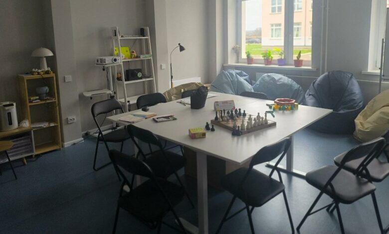 Із ноутбуками і розвиваючими іграми: у ліцеї на Чернігівщини відкрили безбар’єрний простір