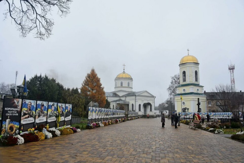 На Чернігівщині на Алеї Пам’яті увічнили імена ще чотирьох Героїв (Фото)