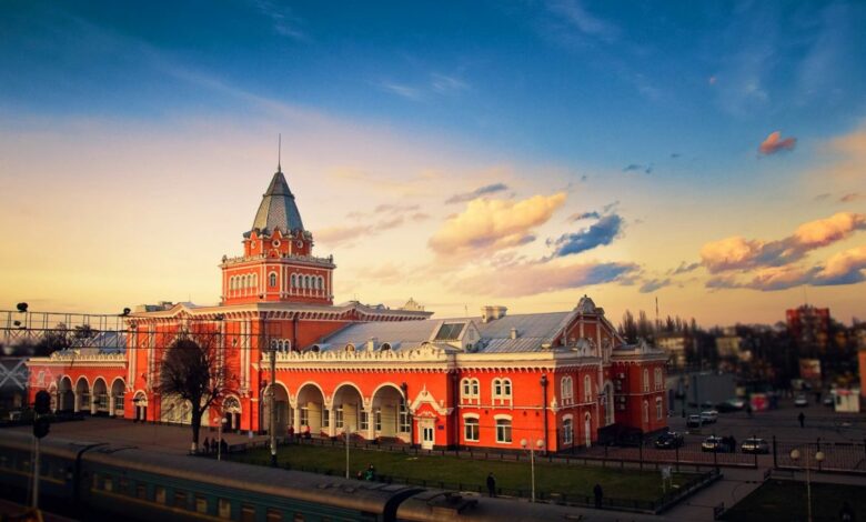 На лівому та правому березі Десни: скільки залізничних вокзалів було в Чернігові