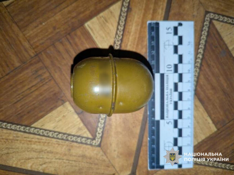 Шість рушниць і небезпечні боєприпаси зберігав удома житель Чернігівщини