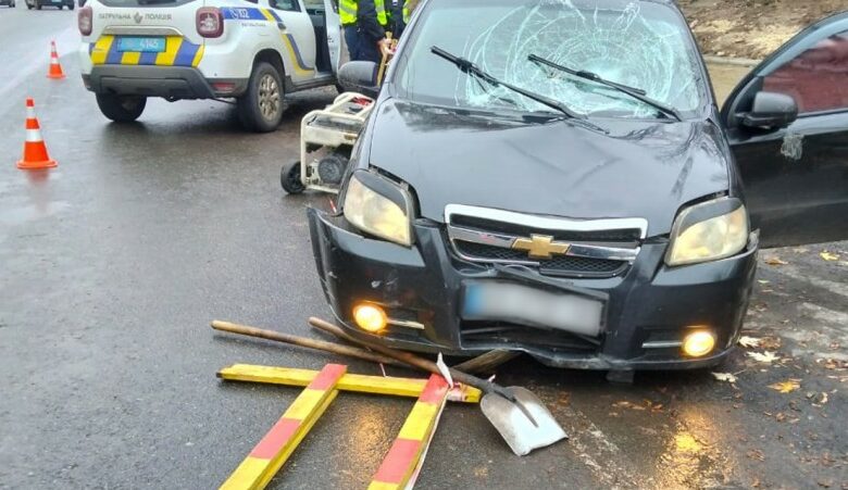 У Чернігові п’яний водій збив двох людей