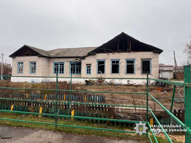 Унаслідок ворожої атаки на Чернігівщині поранено рятувальника (Фото)