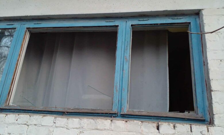 «Вилетіли вікна, могли і стіни дати тріщини»: наслідки ворожої атаки, від якої постраждала садиба Лизогубів на Чернігівщині