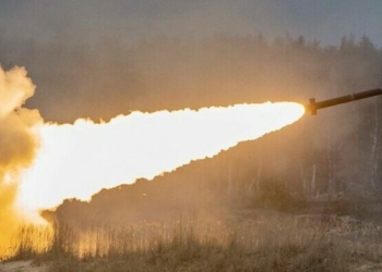 Ворог вдарив КАБами по населеному пункту на Чернігівщині Ворог вдарив КАБами по населеному пункту на Чернігівщині