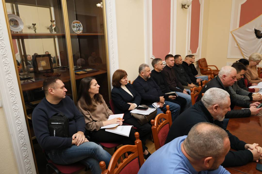 Заступник міського голови провів нараду з керівниками структурних підрозділів та комунальних підприємств