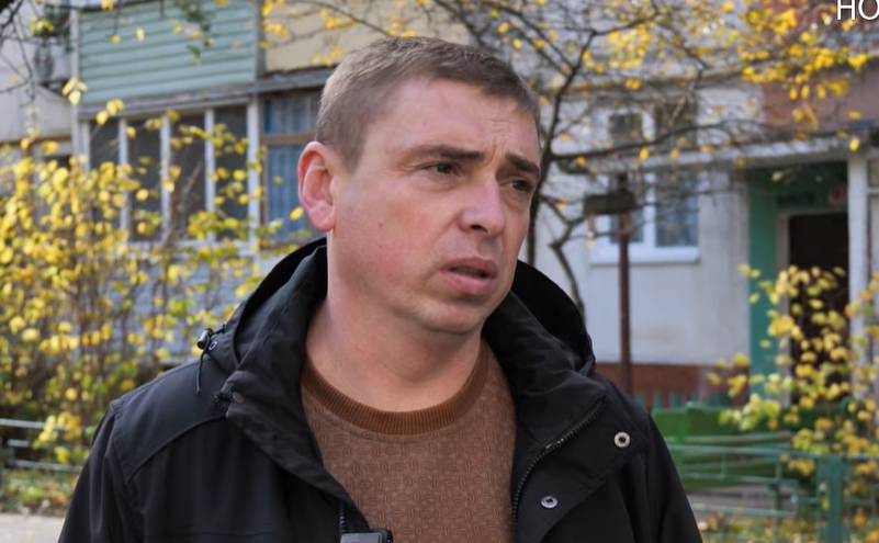 Завдяки підтримці УВКБ ООН у Чернігові замінюють вікна в під’їздах постраждалих будинків